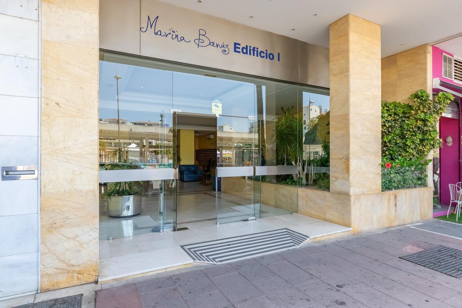 Location Marina Banus With Parking Rdr409 *